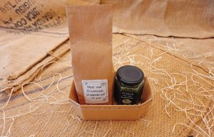 Cadeaupakket 'Kruidig cadeau'