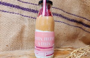 Cadeaufles Frambozencake 'Met liefde'