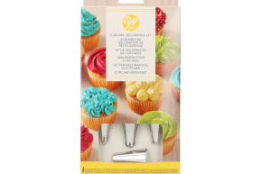 Wilton Cupcake Decorating Set/12