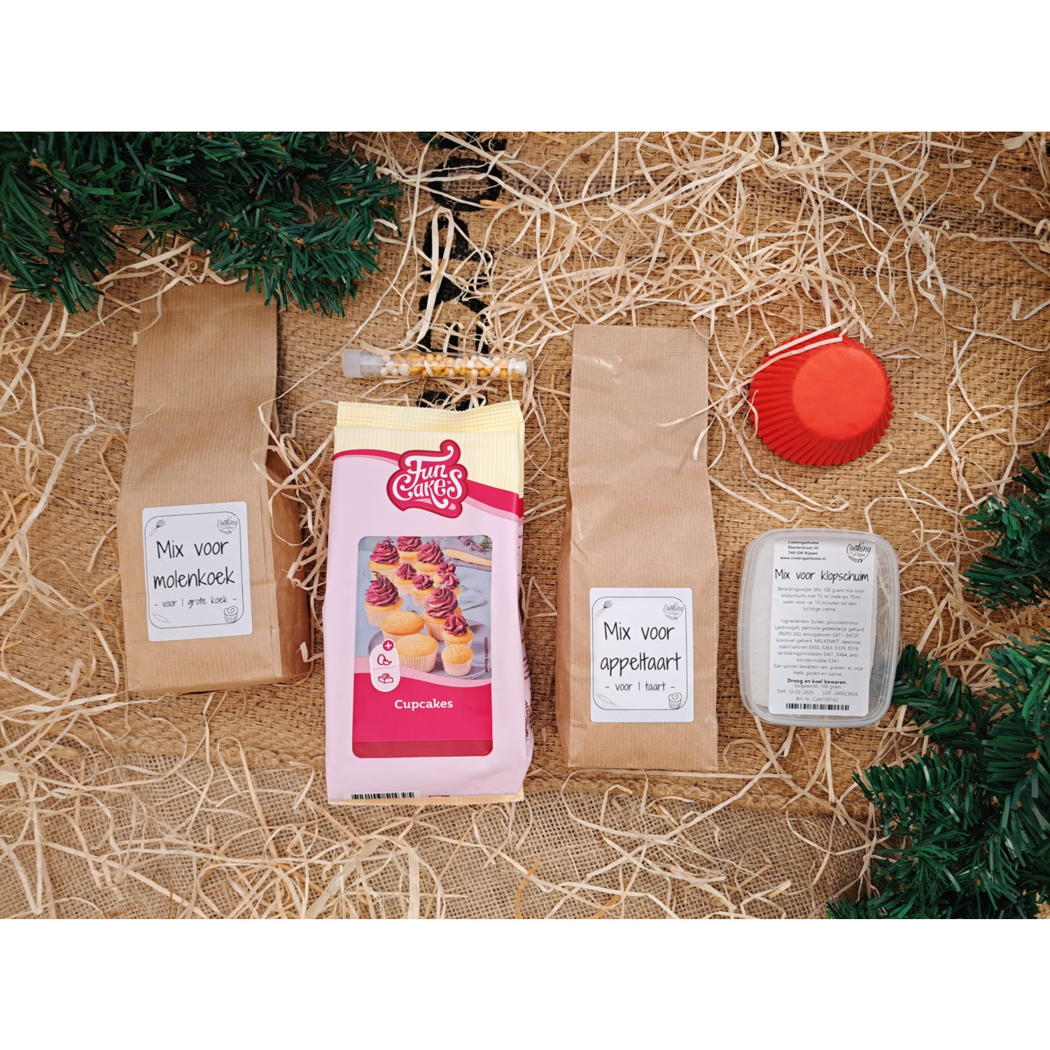 Cadeaupakket 'Wat lekkers bij de koffie'
