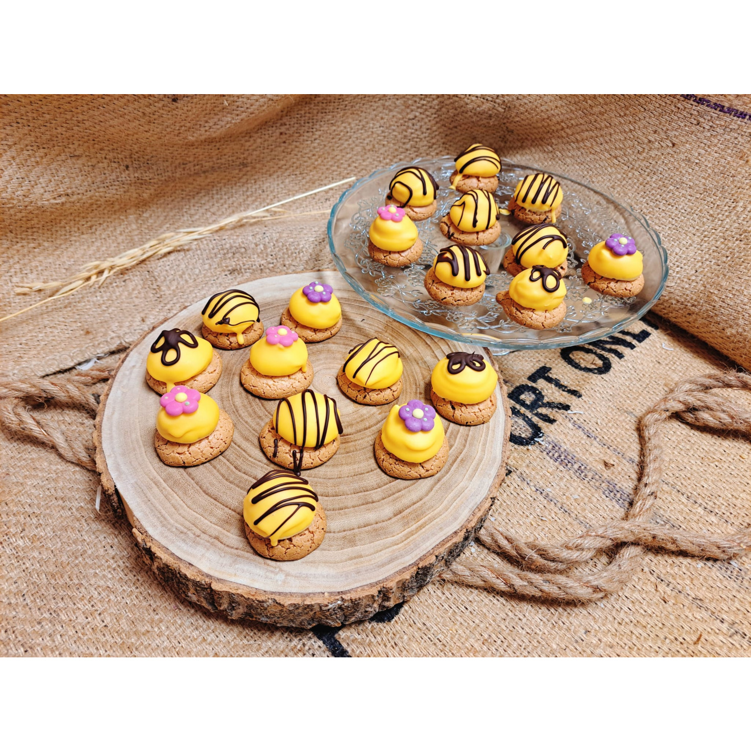 Bakpakket Advocaat Petit Fours