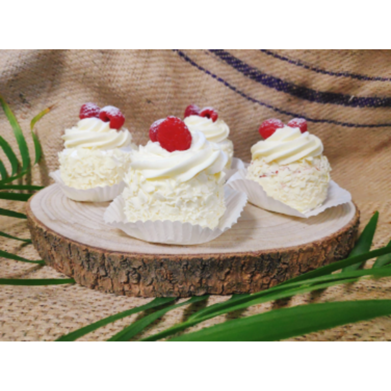 Bakpakket Witte Choco-Framboos Schuimgebakjes - voor 16 gebakjes